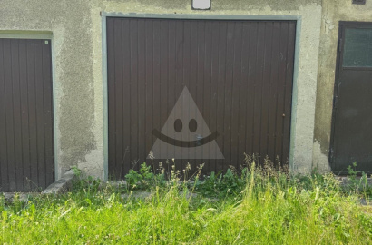 Garáž v širšom centre mesta na predaj, D.Makovického, Ružomberok